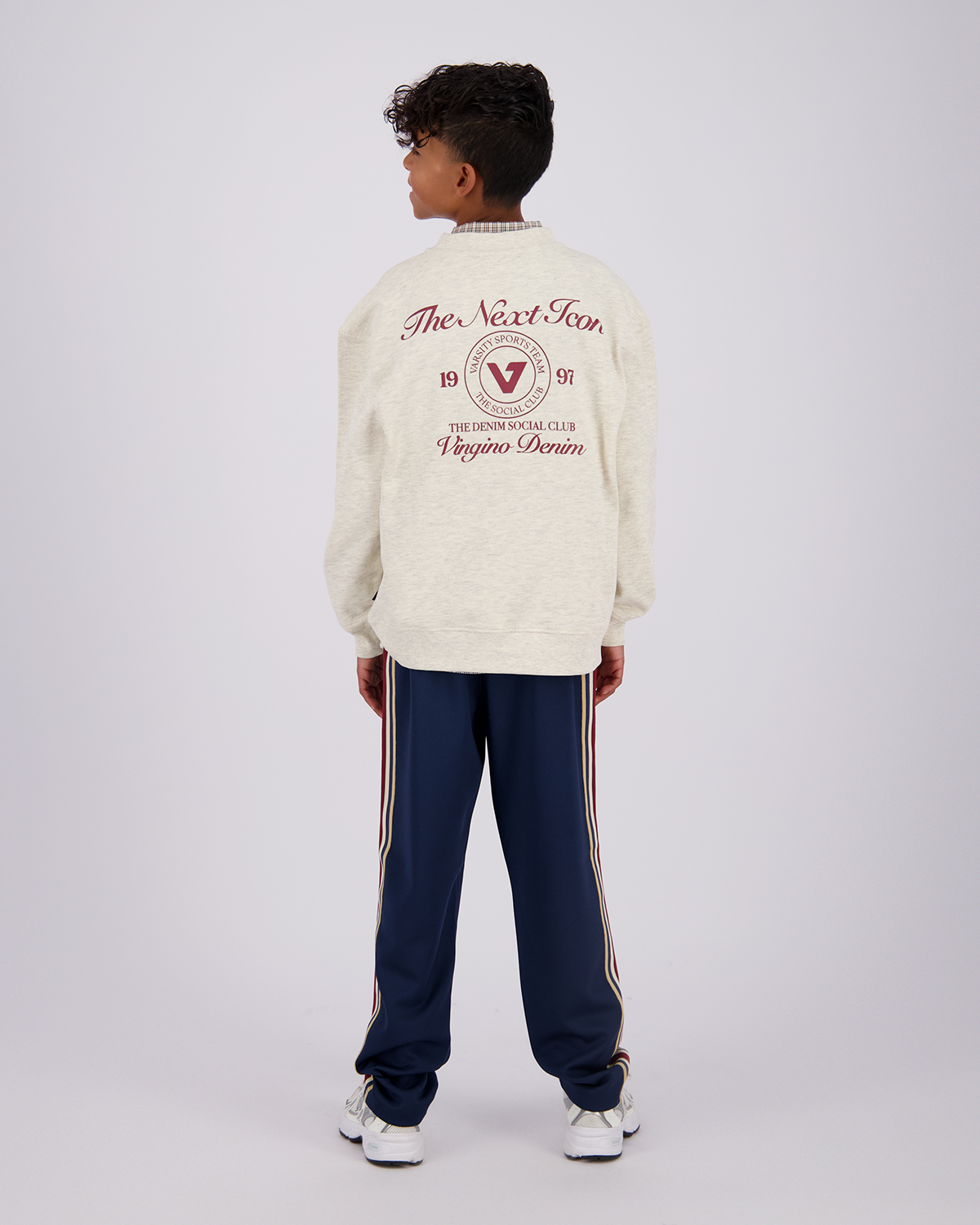 Jungen Oversized Sweatshirt Nomi