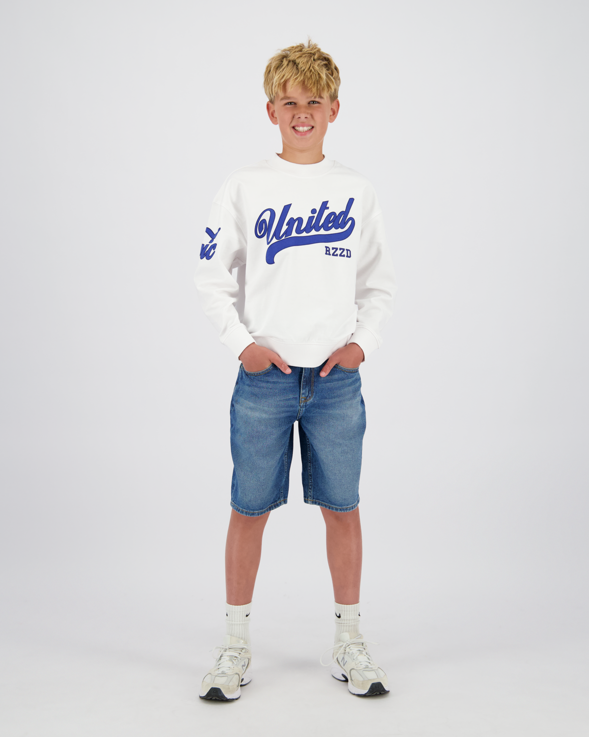 Oversized Sweatshirt Nunited