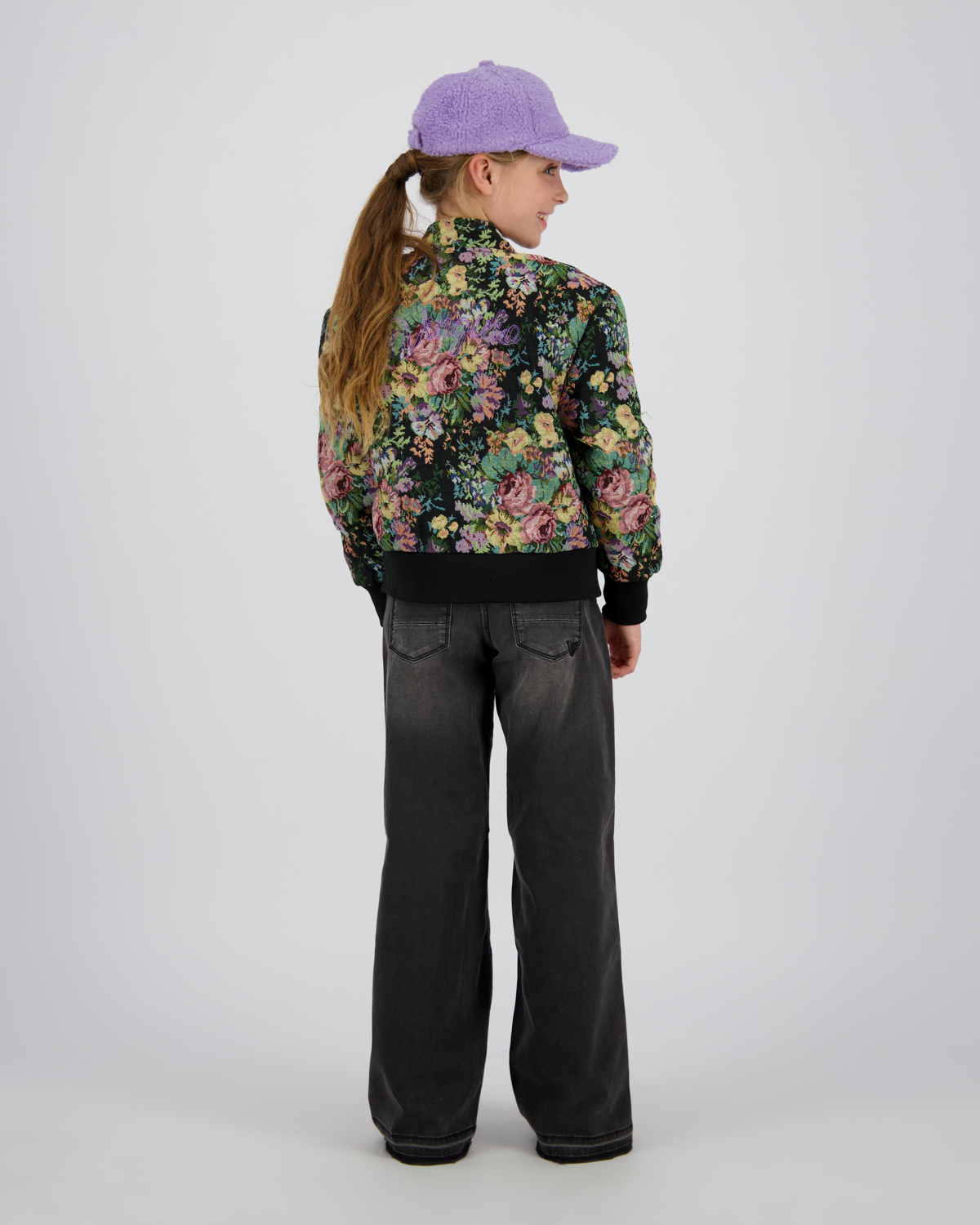 Jacke Teloua