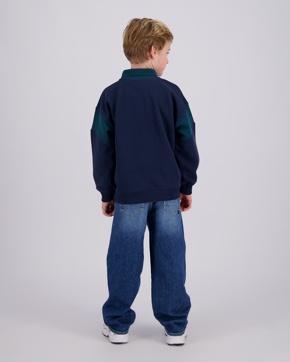 Jungen Oversized Sweatshirt Nunzia