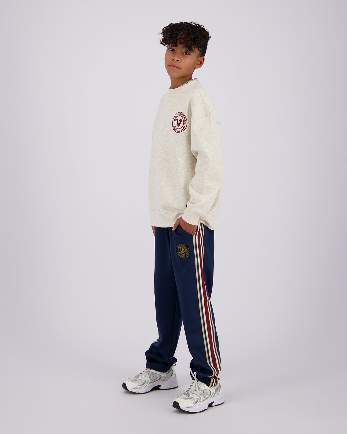 Jungen Oversized Sweatshirt Nomi