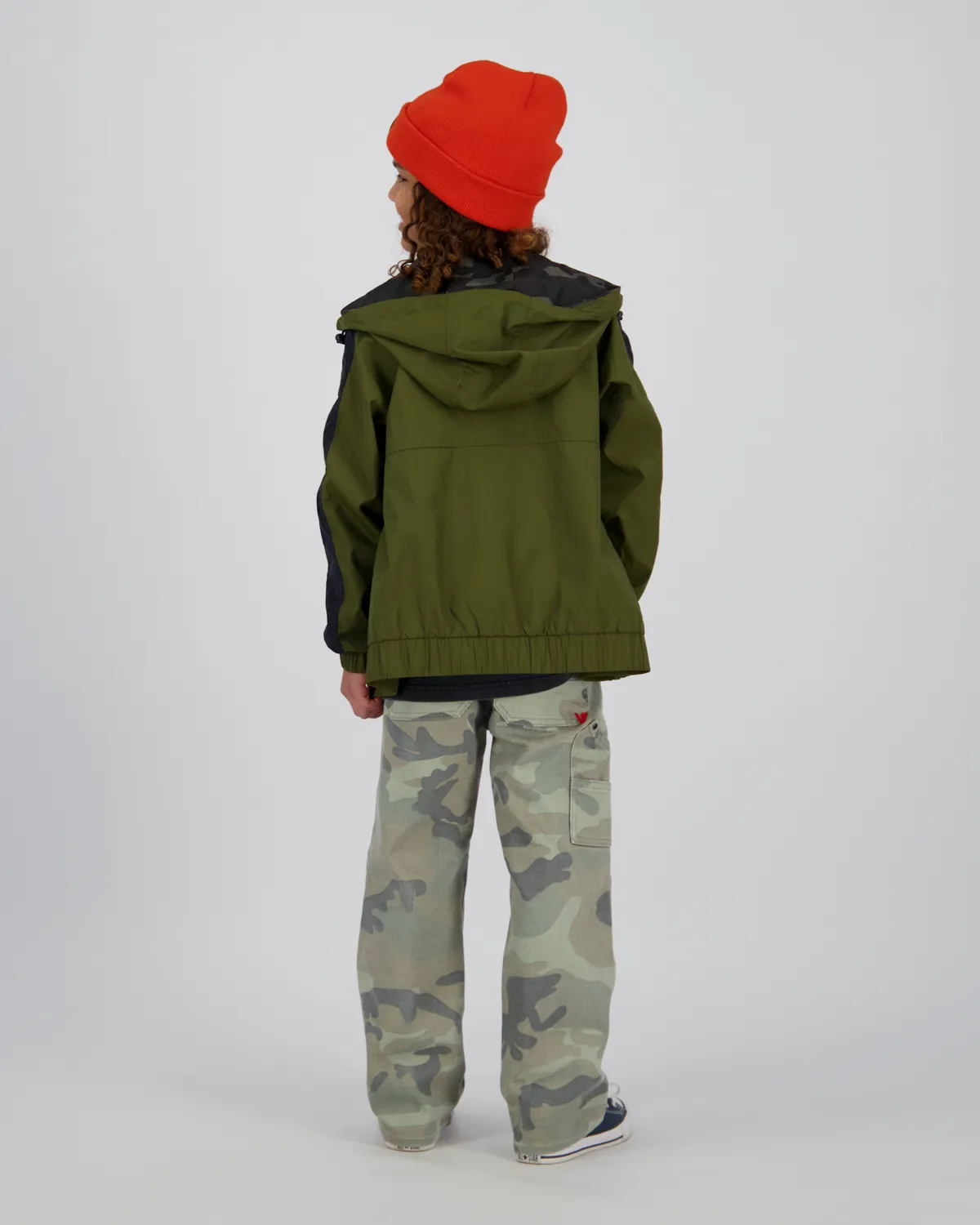 Jungen Relaxed Jeans Gino camo worker | Grün