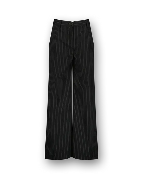 Straight Hose Susie